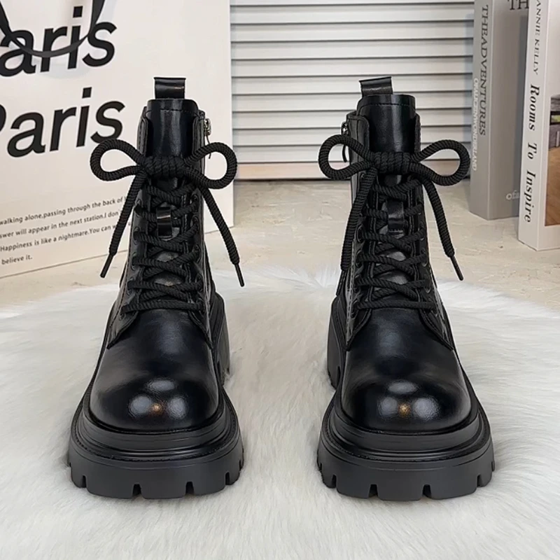 2024年秋季新款马丁靴女士英伦风厚底8厘米时尚百搭网红爆款短靴