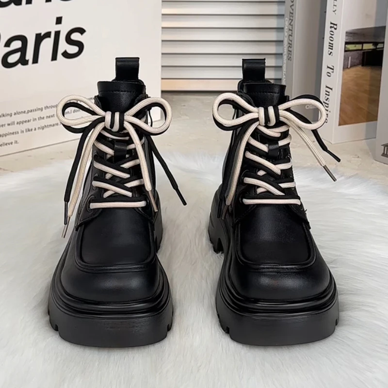 2024年秋季新款马丁靴女士英伦风厚底单靴时尚百搭网红爆款短靴女