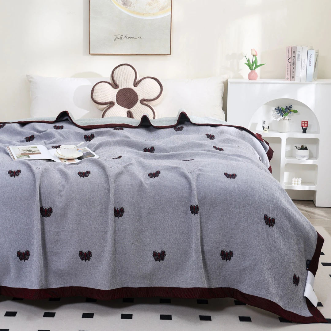 【蝶彩依依】2.3*2.5M高端A类舒适柔软亲肤透气防滑可机洗绒感床毯