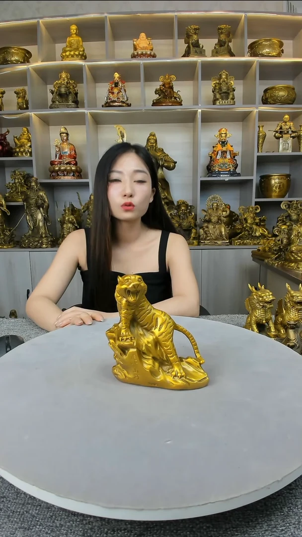 【闪购商品】琉璃手工艺品老虎