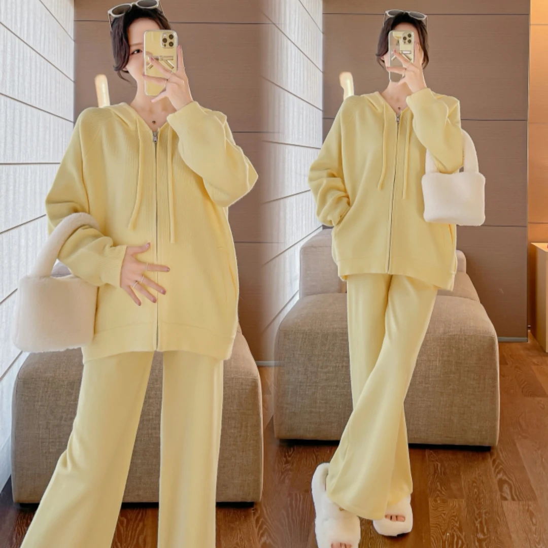 2025孕妈秋冬软糯亲肤拉链网时尚毛衣休闲款时尚孕妈毛衣宽松套装