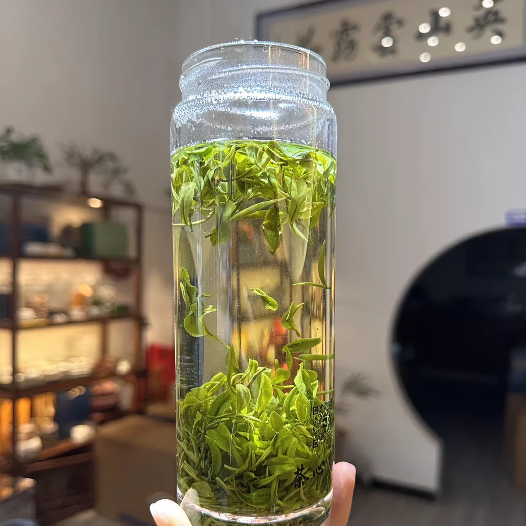 英山云雾茶明前春雨一芽一二叶栗香醇厚甘甜润口回甘留香毛尖绿茶