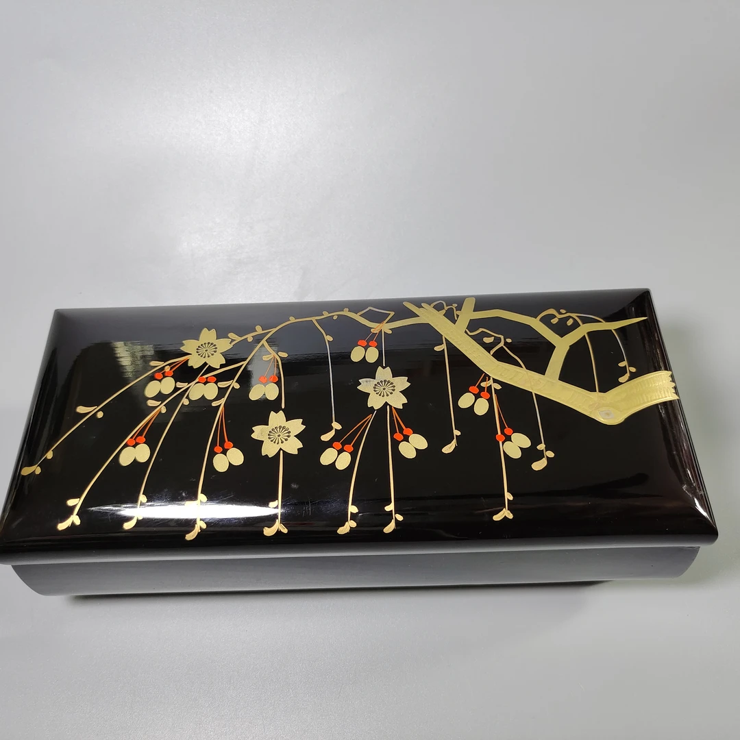 八音盒首饰盒,实木漆器,真金描绘,音乐柔美E61