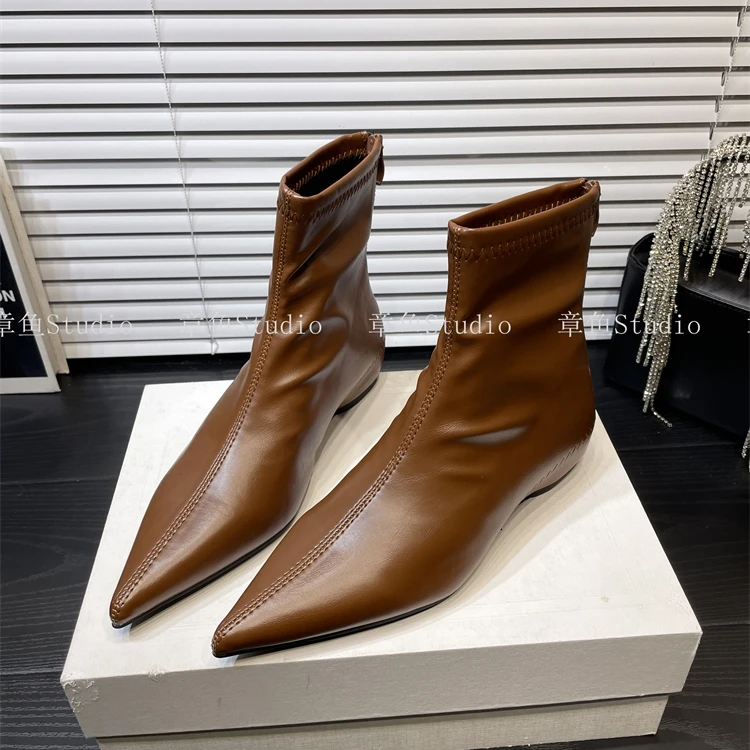 巨软~坡跟内增高尖头短靴女秋冬法式瘦瘦靴裸靴平底软底马丁靴