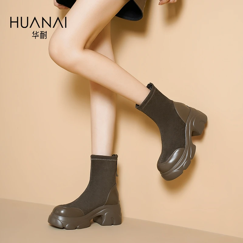 HUANAI/华耐英伦风马丁靴2025新款加绒时装靴休闲短筒弹力瘦瘦靴