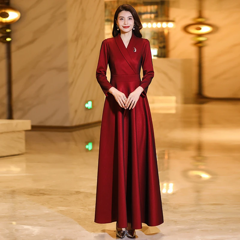 高端精致连衣裙女春秋2024新款酒红感气质收腰显瘦大摆长裙子004