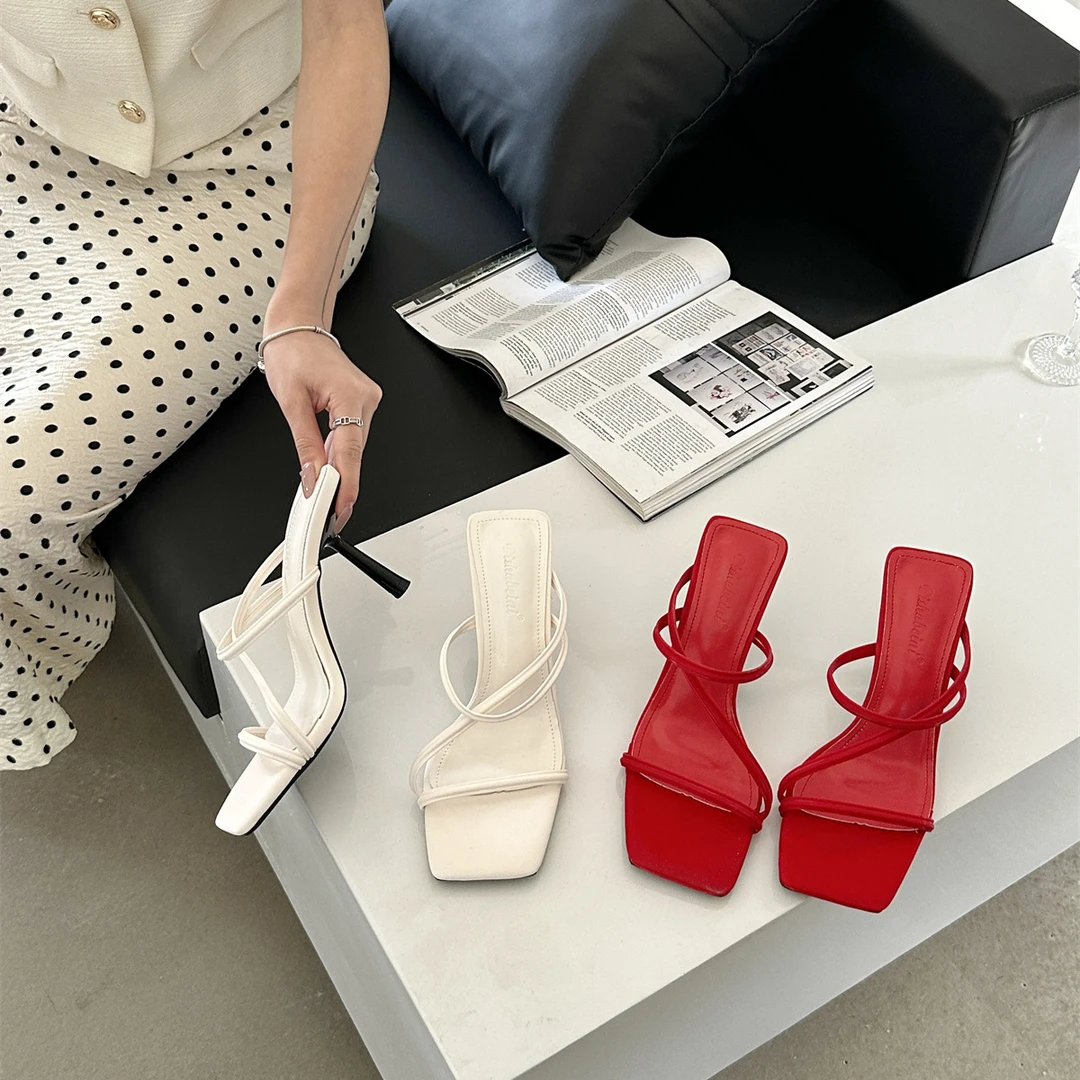 米曼两种高度5厘米~8厘米细跟一字拖2024夏季新款温柔风露趾百搭