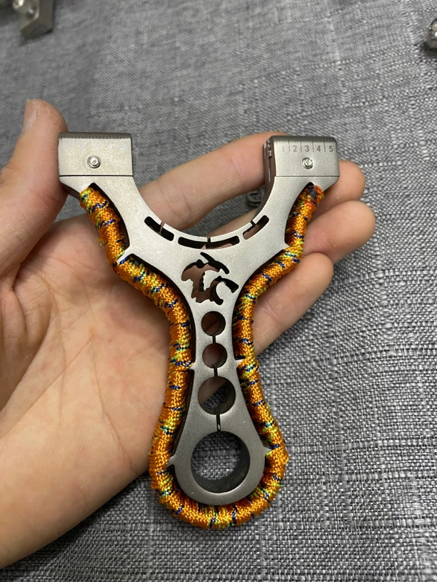 不锈钢怒狼扁皮弓高精准线切割直板弹弓快压户外竞技新手玩具推荐