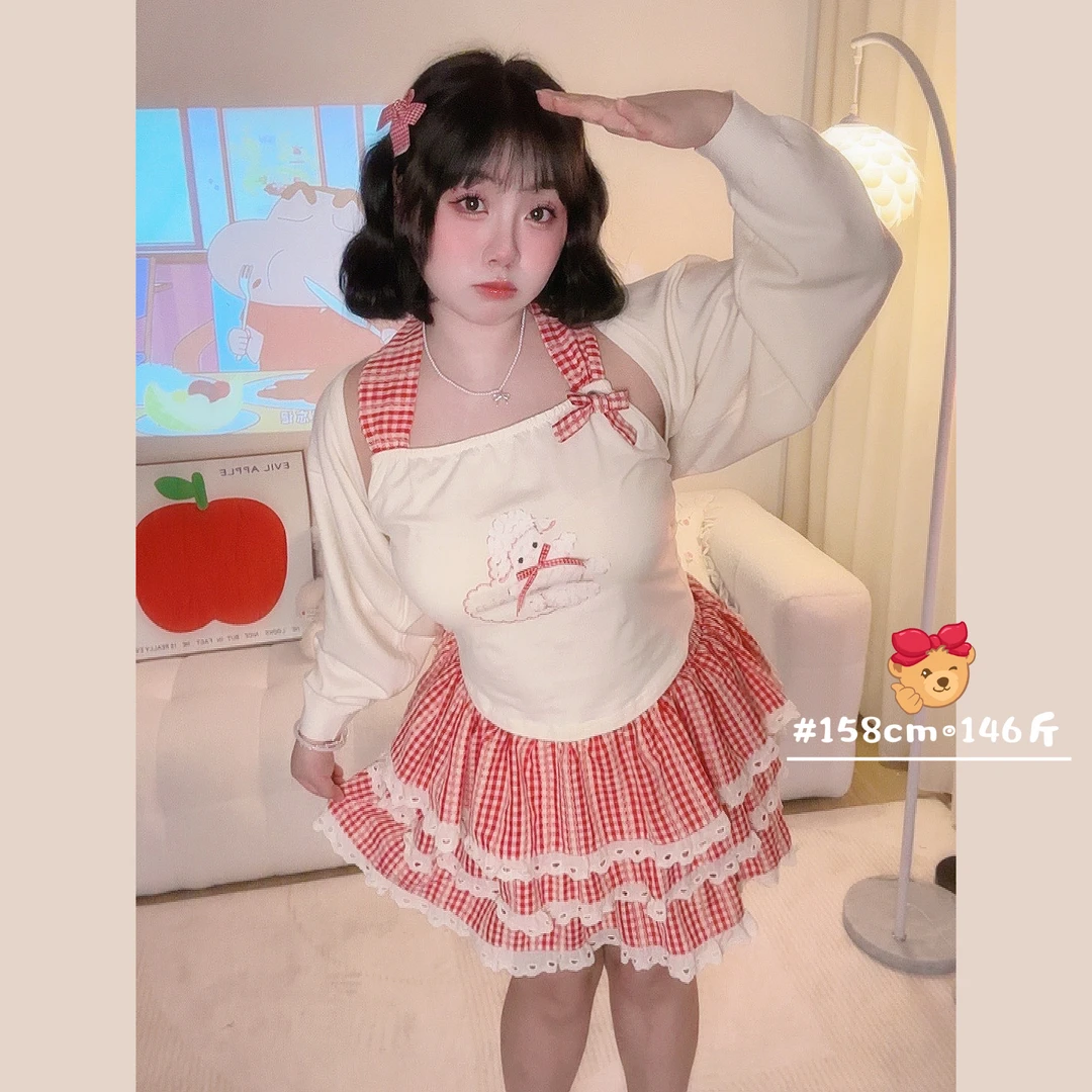 季末清【纯欲小乖】大码甜妹挂脖吊带背心+红色格子短裙两件套装