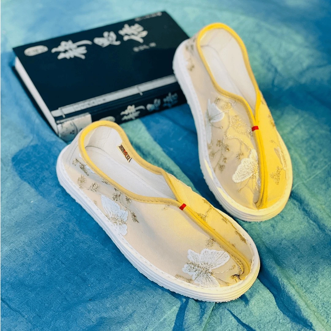 西楚【轻盈】中国风透气养脚刺绣纯手工千层底布鞋民族风