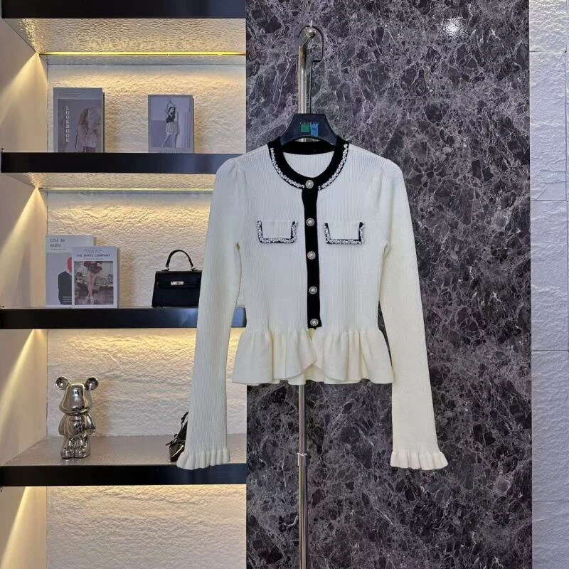 【CENFUN】小香风气质长袖白色针织短款时尚百搭上衣A231154