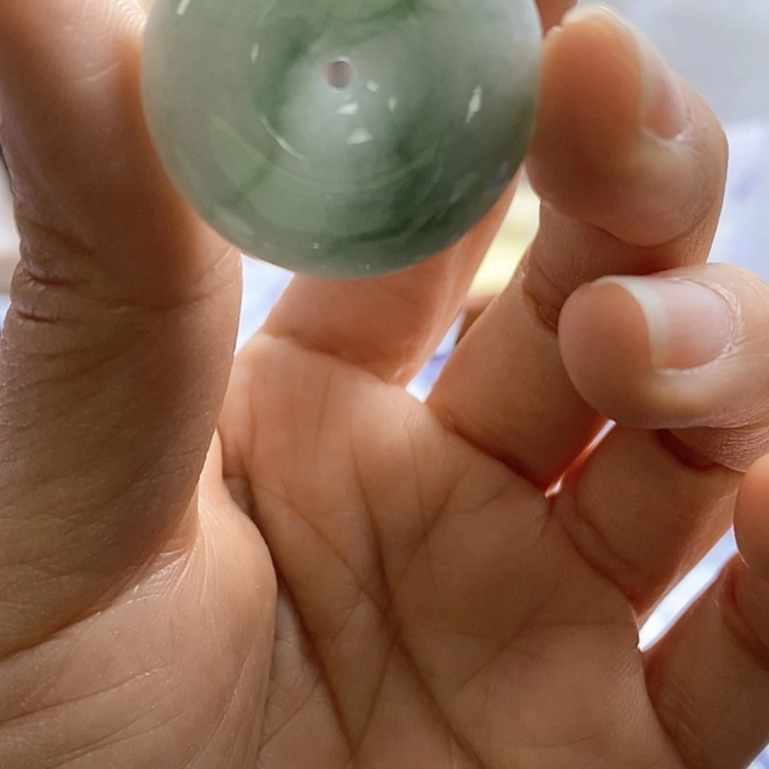 【闪购商品】翡翠颈饰未镶嵌平安扣10B