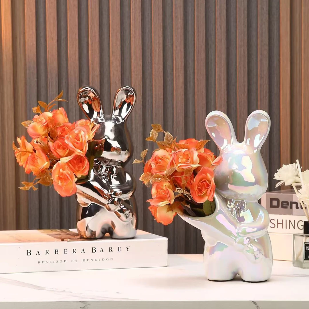 创意轻奢捧花兔子摆件花瓶网红家里客厅桌面插花电视柜陶瓷装饰品