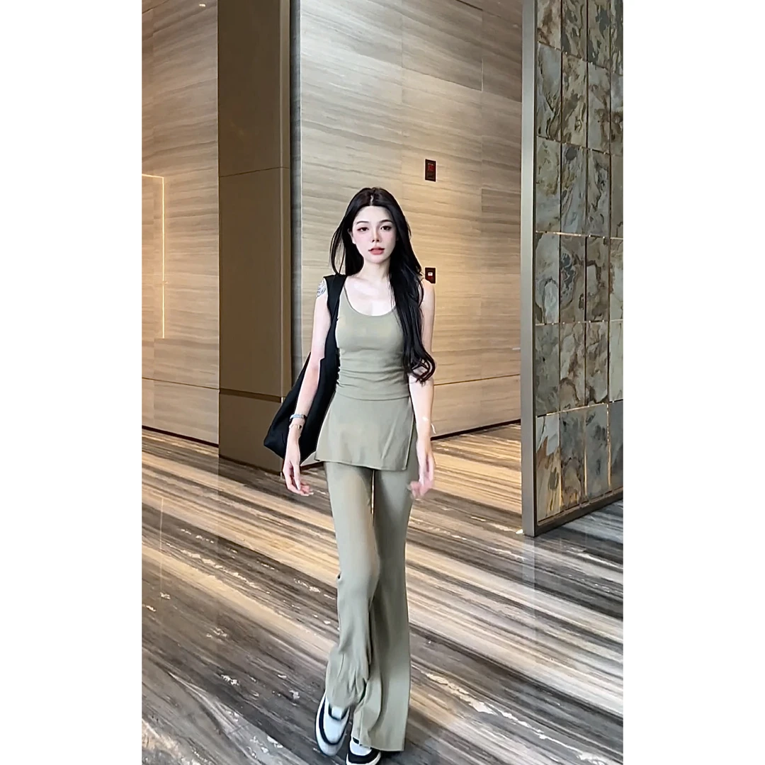 【大婷婷】夏季复古休闲瑜伽设计感拼接微喇裤气质背心套装DT0202