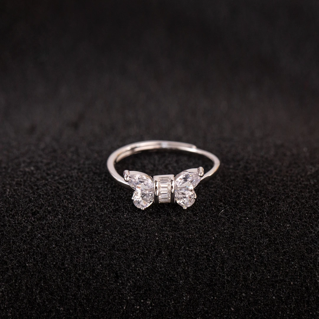 格格银楼 925银戒指 气质轻奢精致闪闪蝴蝶结戒指活口可调节