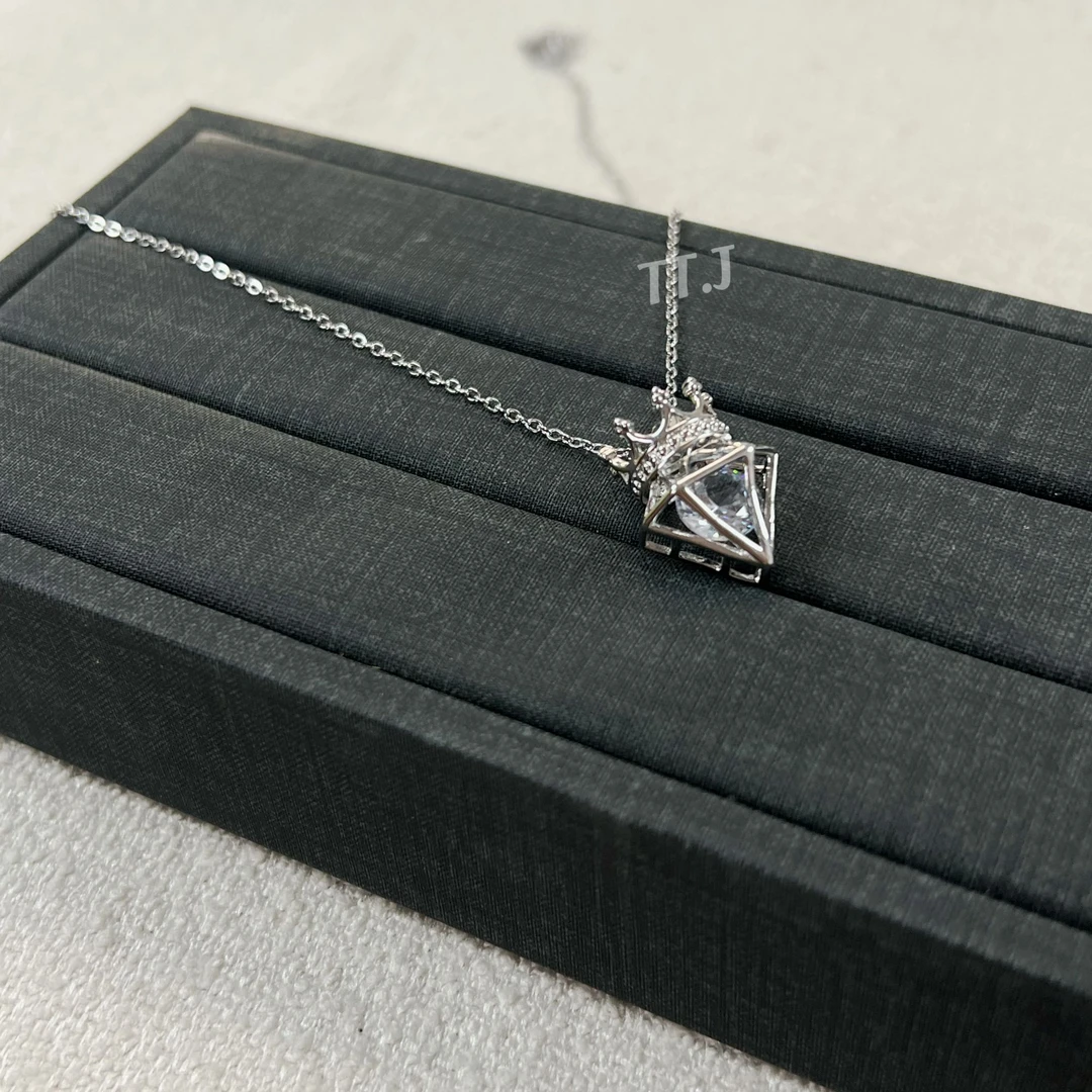 钛钢项链 小众设计镶嵌时尚百搭灵动皇冠项链轻奢气质锁骨链百搭