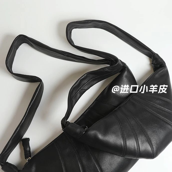 【牛角包】进口头层羊皮纯色经典可颂包饺子包时尚休闲单肩斜挎腋下