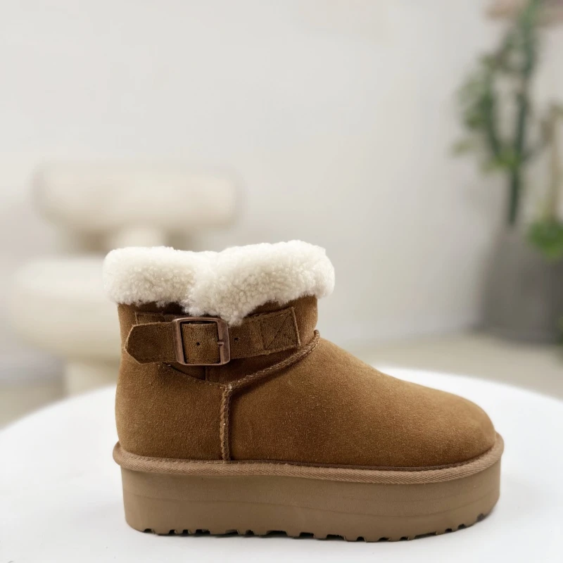 冬季厚底雪地靴甜美风卷毛侧扣时尚保暖雪地靴加绒加厚短筒