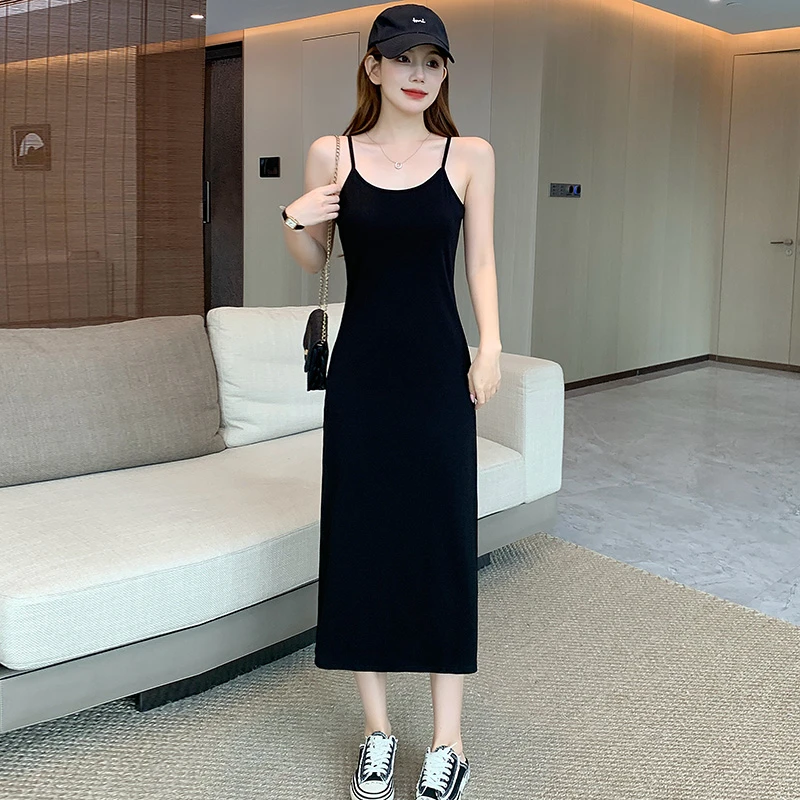 黑色吊带裙2025年夏季新款时尚高级感修身气质显瘦吊带连衣裙女