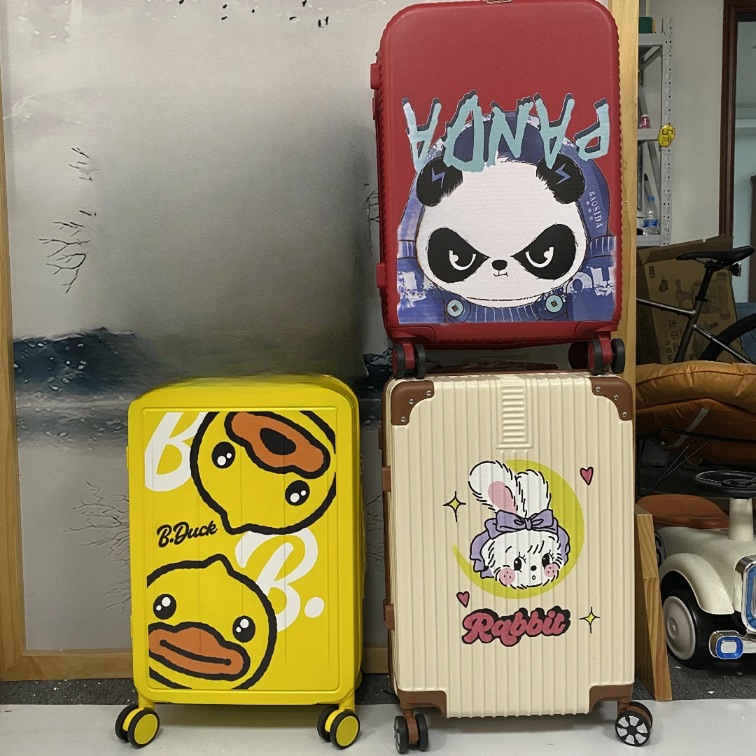 H 012 拉杆箱 款式颜色图案随机