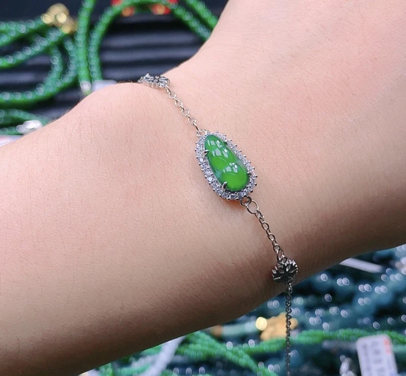 天然a货翡翠福豆手链