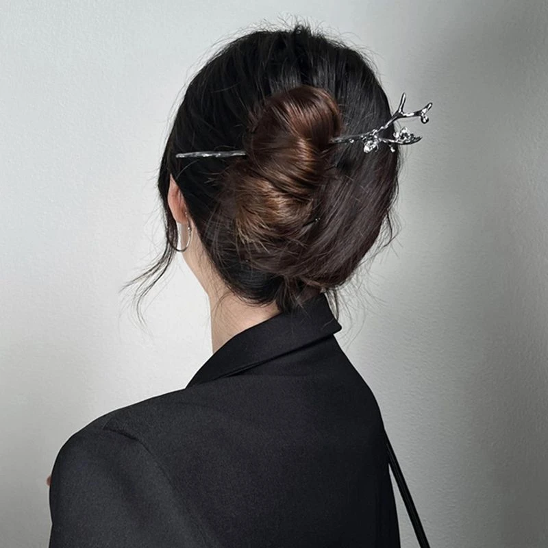 花朵发簪女夏简约现代复古ins轻奢小众设计感高级感簪子ins新款