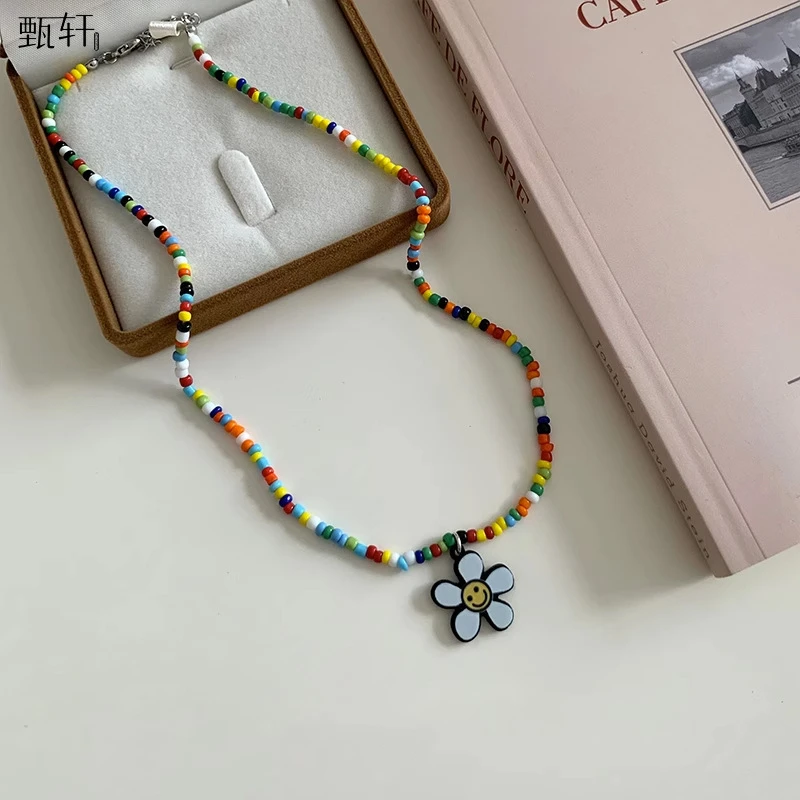 彩色串珠花朵项链女时尚欧美风锁骨链设计高级感百搭复古颈链ins