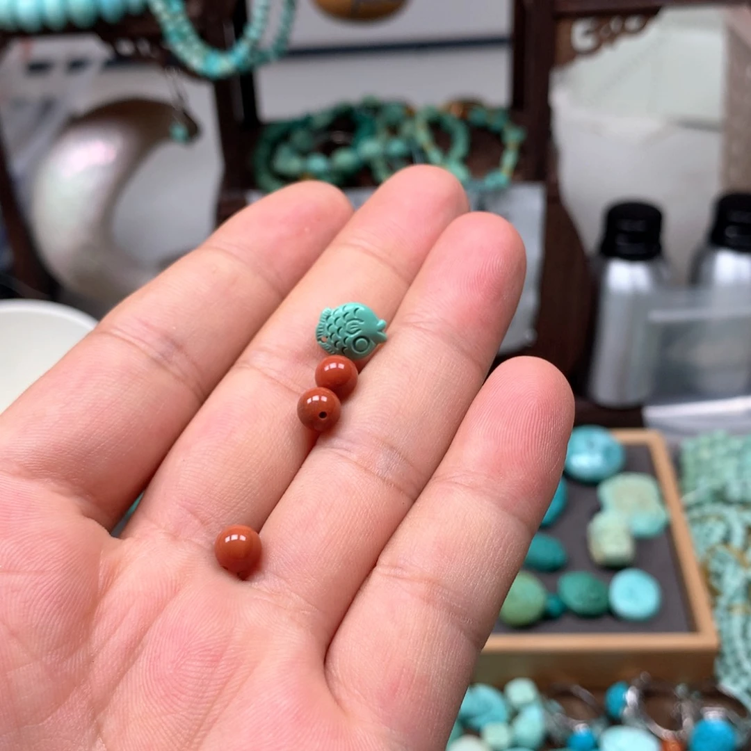 南红玛瑙雕刻未镶嵌