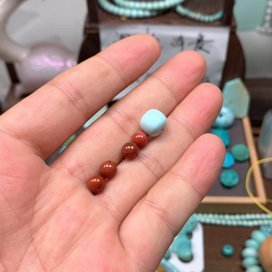 南红玛瑙雕刻未镶嵌