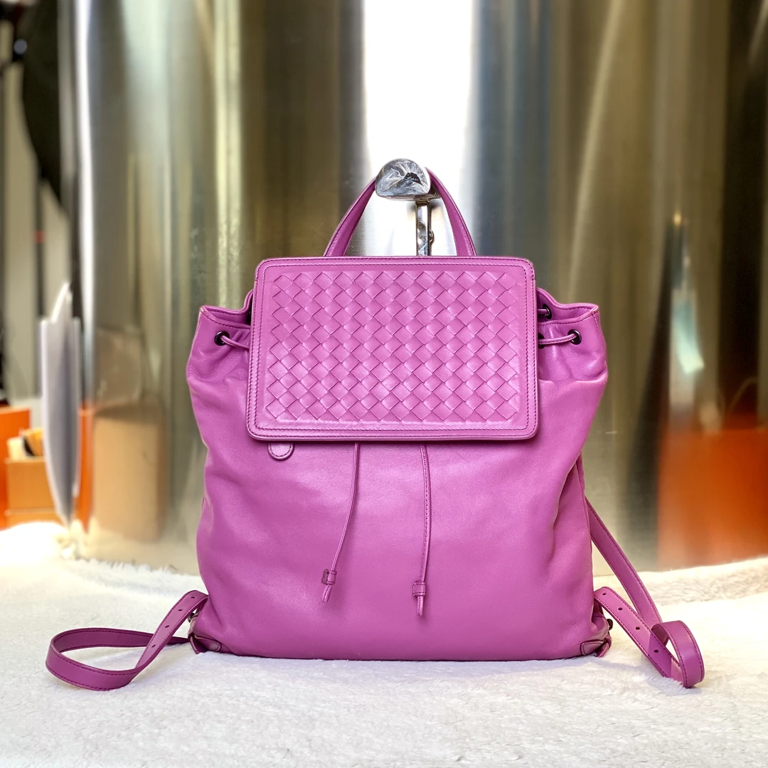 99新 BOTTEGA VENETA/葆蝶家 古有98新BV双肩包1272