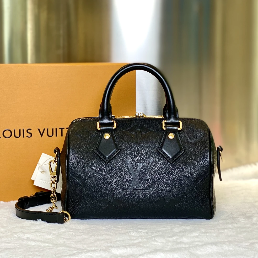 99新 LouisVuitton/路易威登 古有98新LV波士顿枕头20斜挎包4959