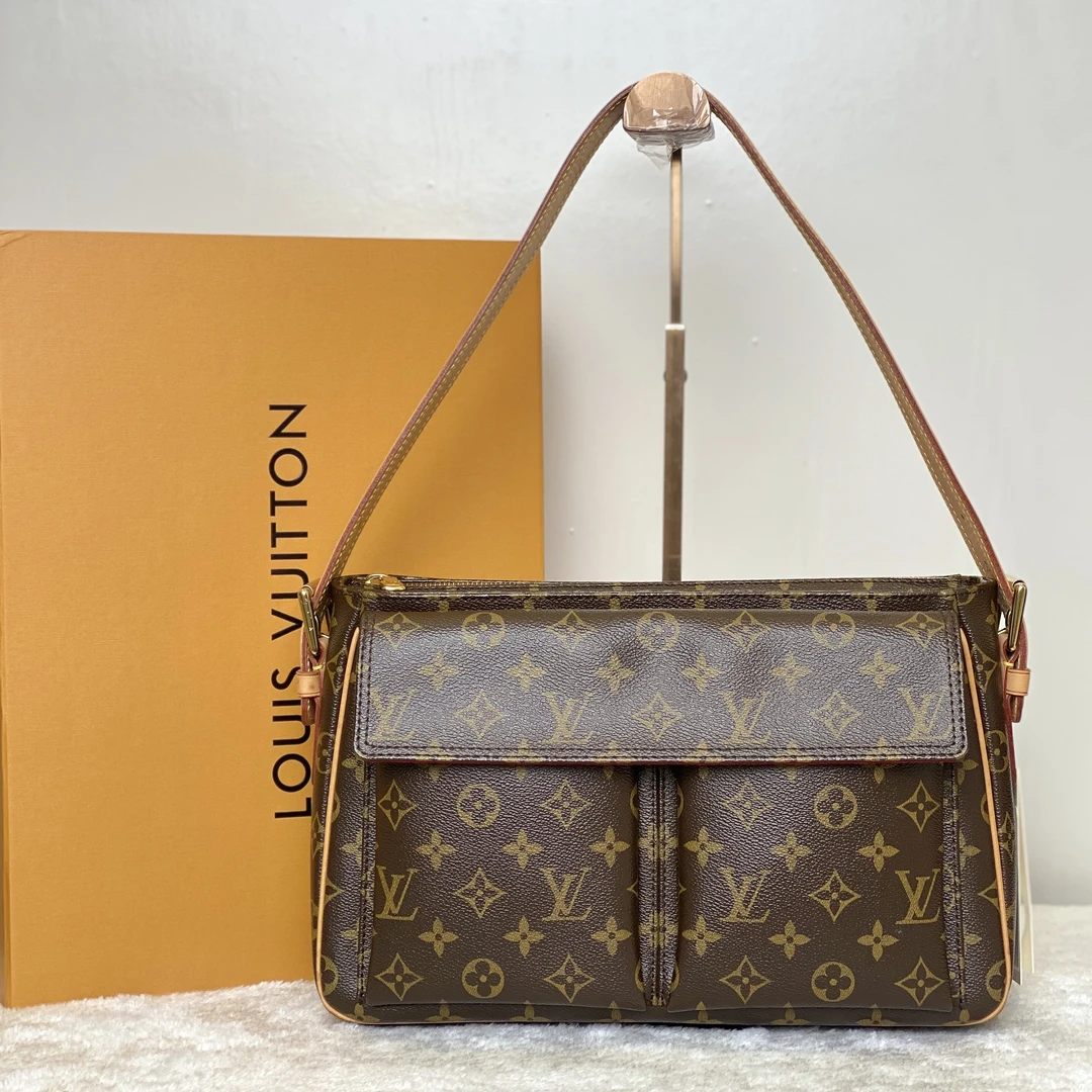99新 LouisVuitton/路易威登 古有98新LV中号骆驼包7064
