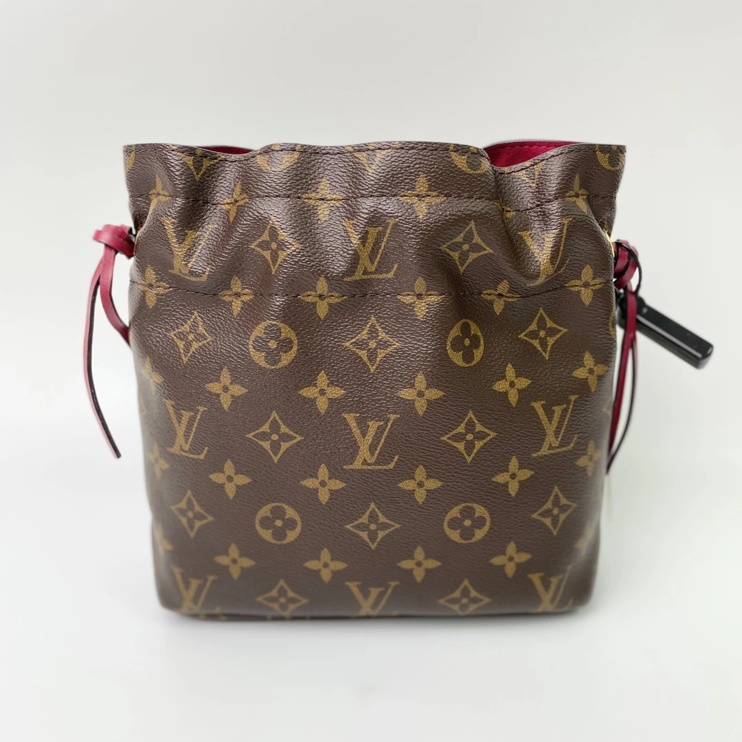 99新 LouisVuitton/路易威登 古有98新LV福袋包经典抽绳包