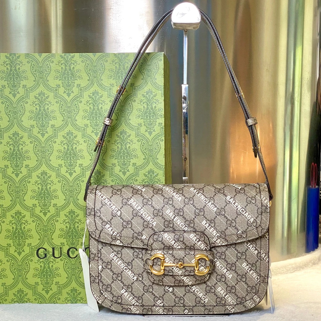 99新 GUCCI/古驰 9899新古有GUCCI1955巴黎世家联名款斜挎包4392