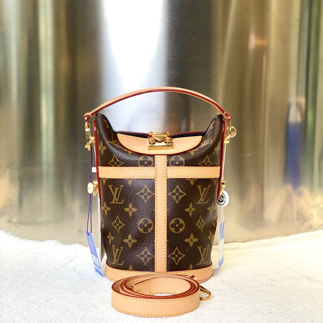 99新 LouisVuitton/路易威登 古有98新LV薯条包斜挎包2941