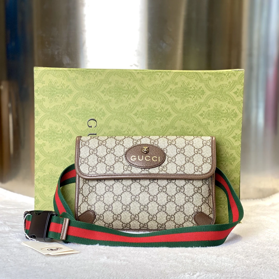 99新 GUCCI/古驰 古有98新古驰GUCCI虎头胸包老花腰包4719