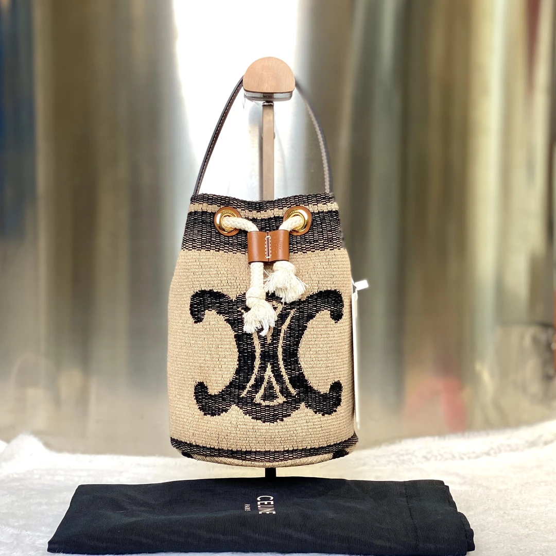 99新 Celine/思琳 古有98新瑟琳水桶包帆布手提包波西米亚风3159