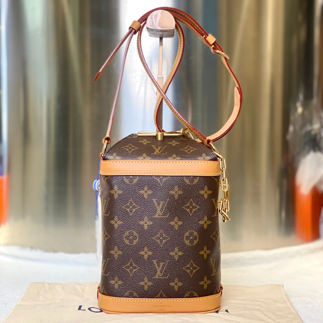99新 LouisVuitton/路易威登 古有98新LV milk box盒子包3253