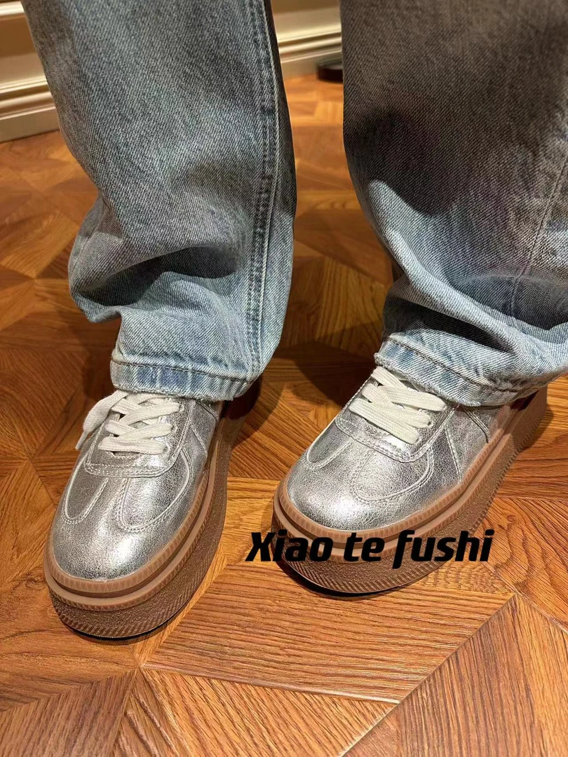 小特 2025新款真皮女士休闲百搭圆头运动显脚小板鞋潮流厚底