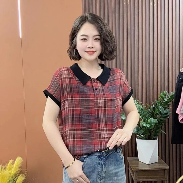 翻领短袖宽松显瘦2024夏季娃娃领撞色格子衫复古时尚休闲减龄款