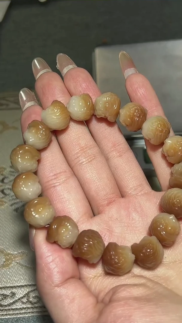 【闪购商品】白玉菩提手串白玉菩提醒狮雕刻