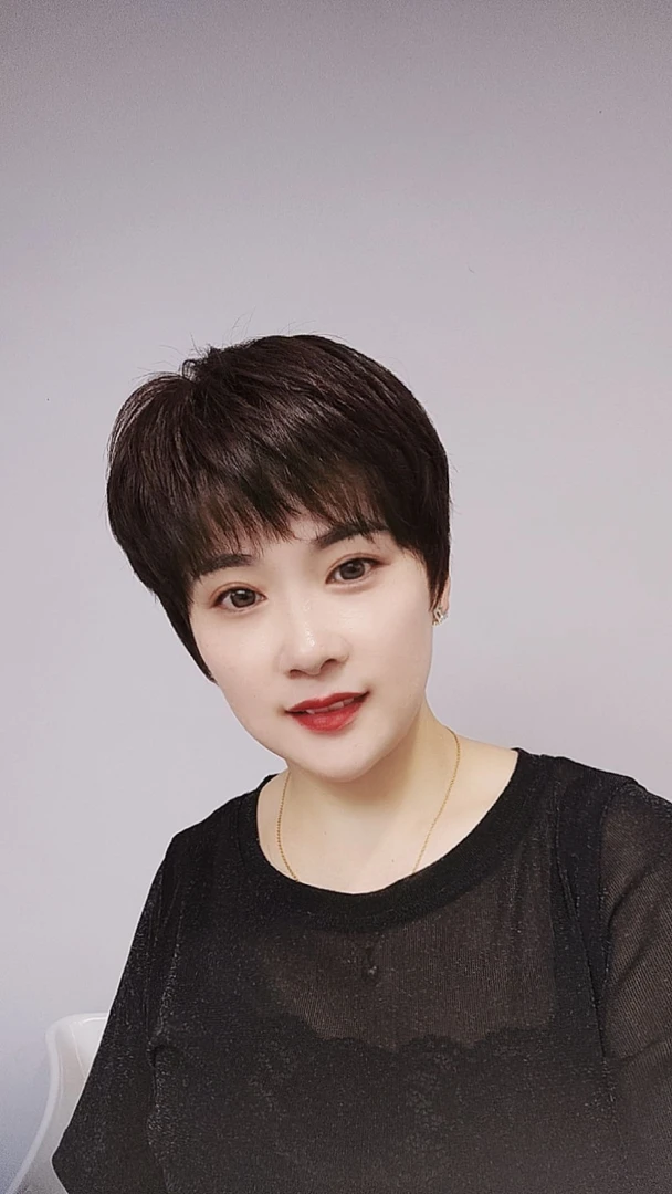 2号假发世界全手工钩织，轻薄透气，佩戴舒适