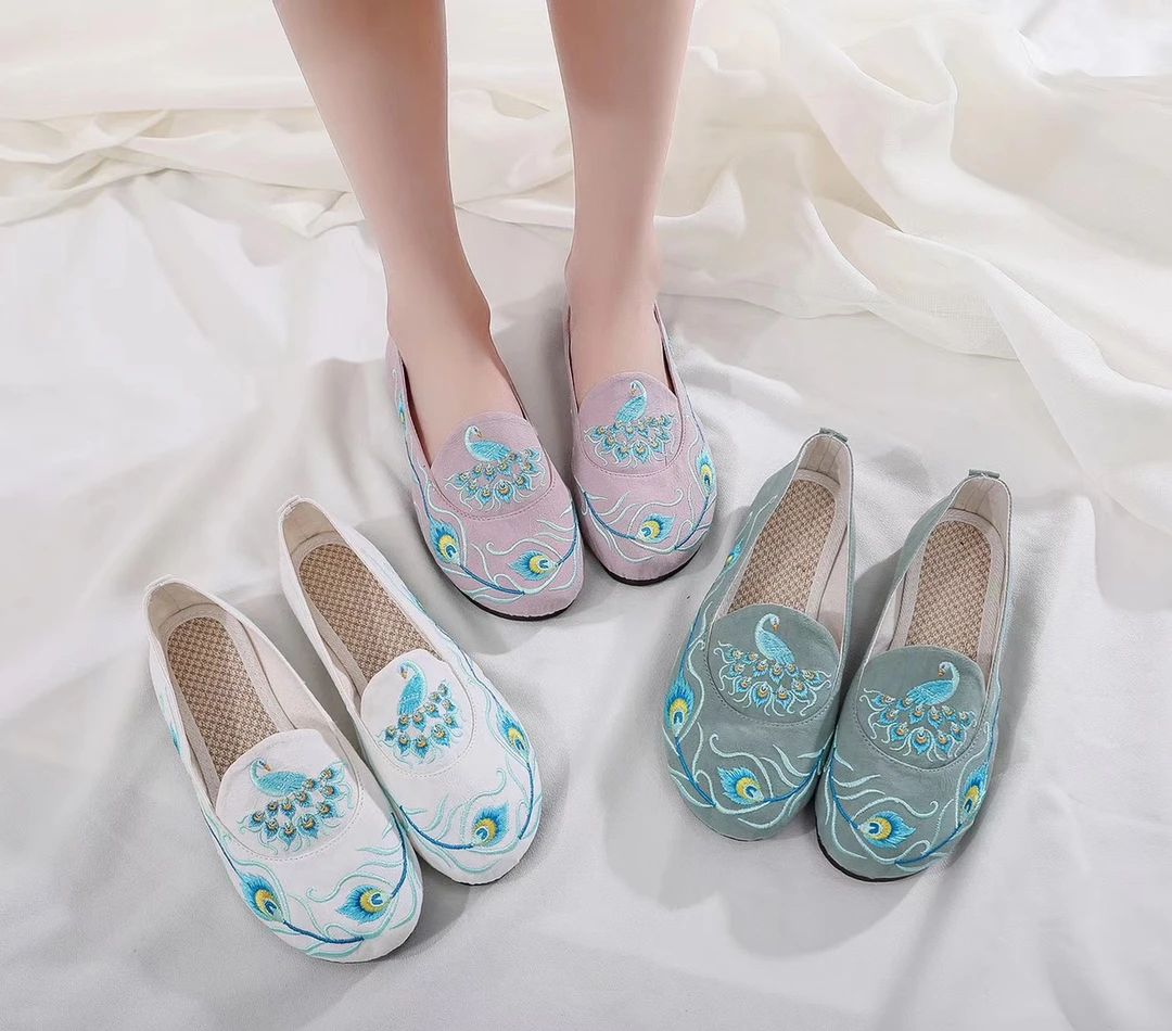 断码福利 民族风刺绣文艺绣花软底透气舒适汉服鞋