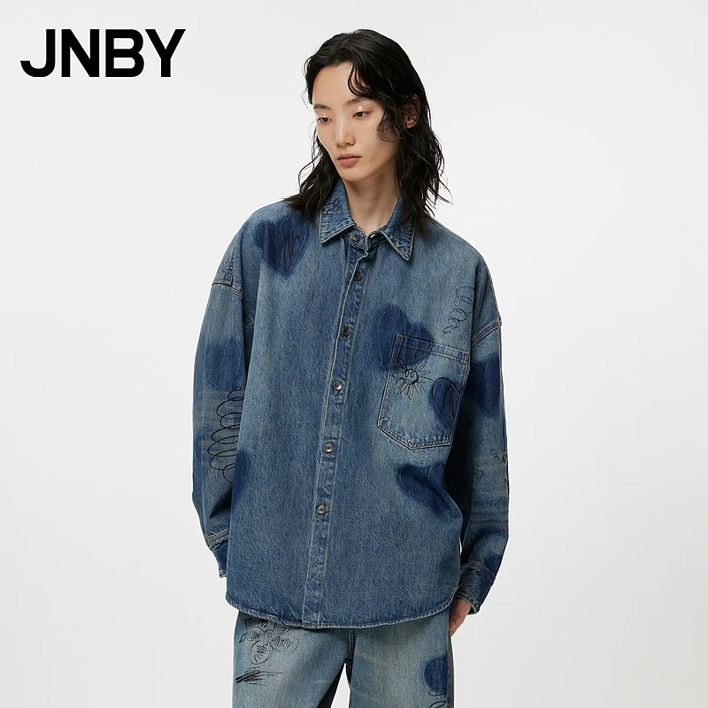 JNBY/江南布衣秋季衬衫式牛仔夹克女爱心涂鸦宽松休闲5N7614390