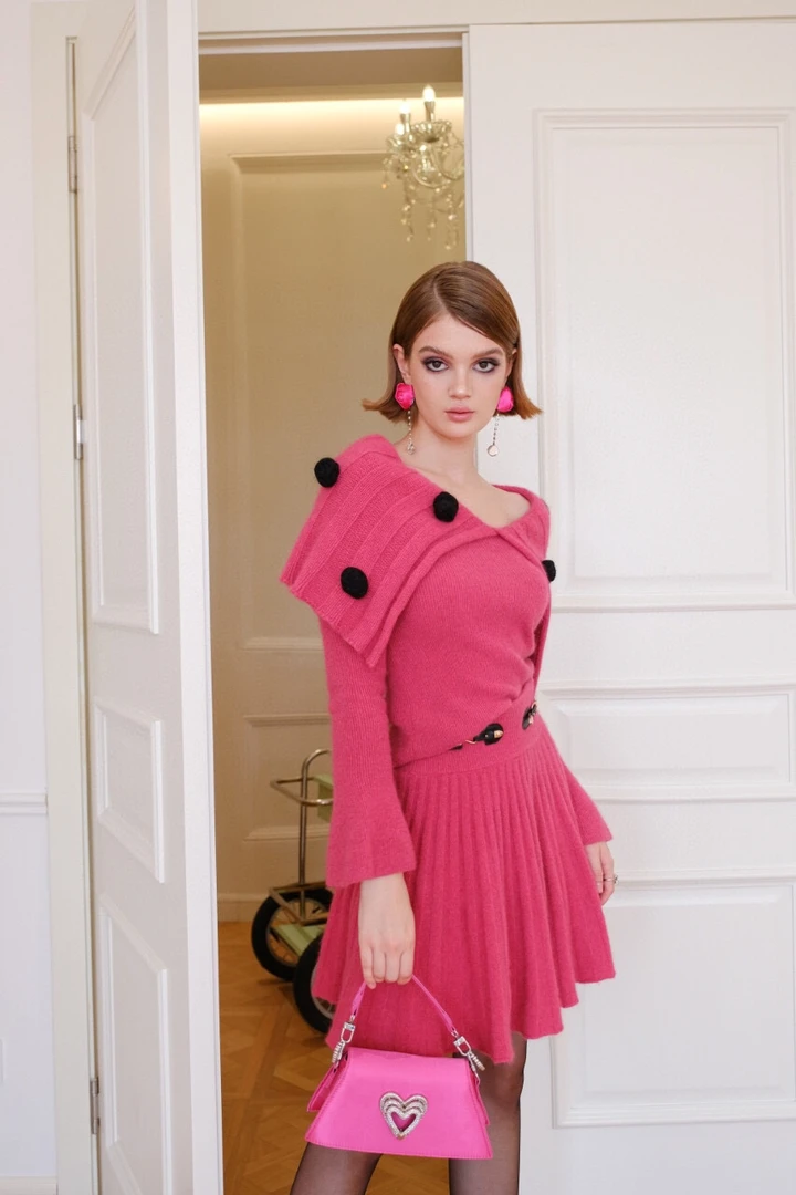 【品牌专属】Eimismosol大翻领坑条针织毛衣