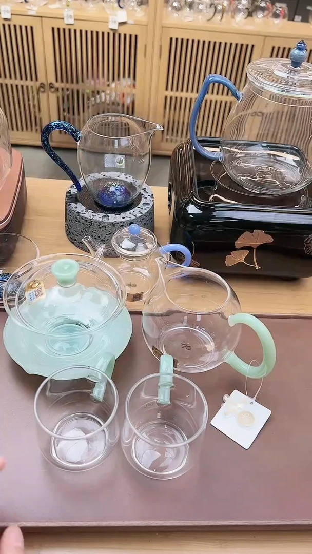 【闪购商品】·荷叶盖碗浅玉+畅然浅玉+水月杯2入浅玉