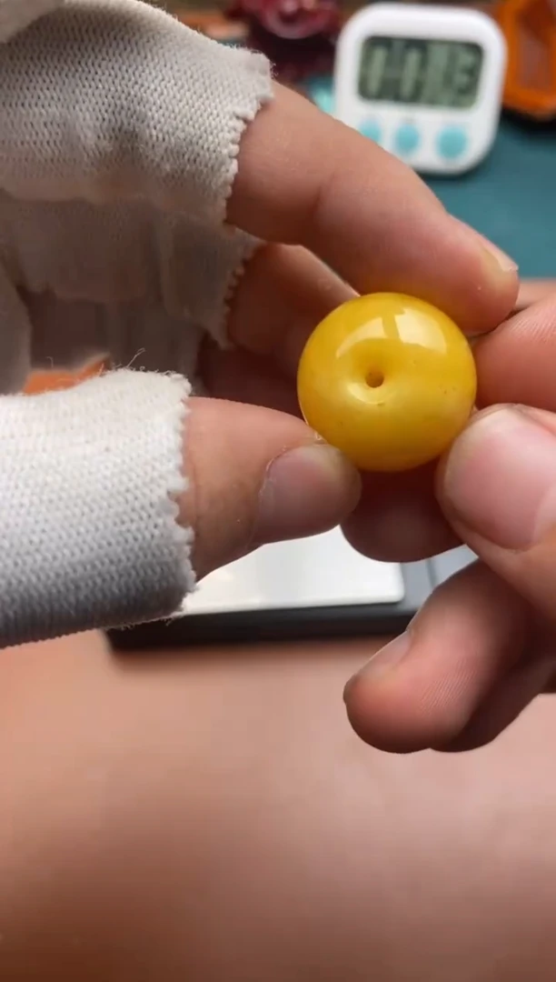 【闪购商品】琥珀颈饰未镶嵌蜜蜡吊坠
