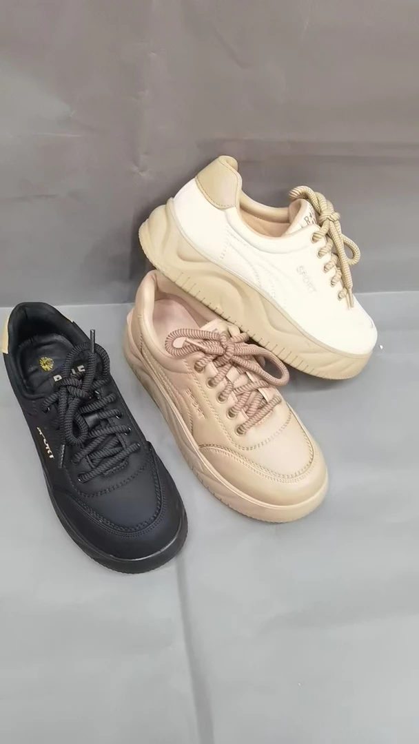 软底软面轻便女款面包鞋