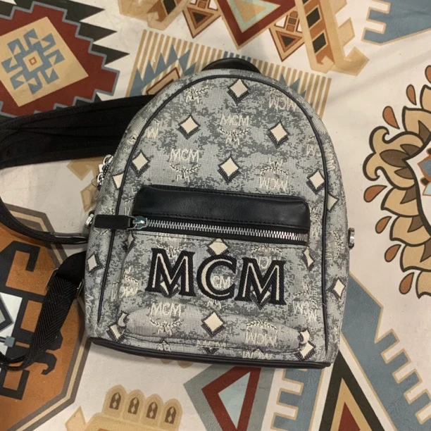 95新 MCM MCM双肩包/95新
