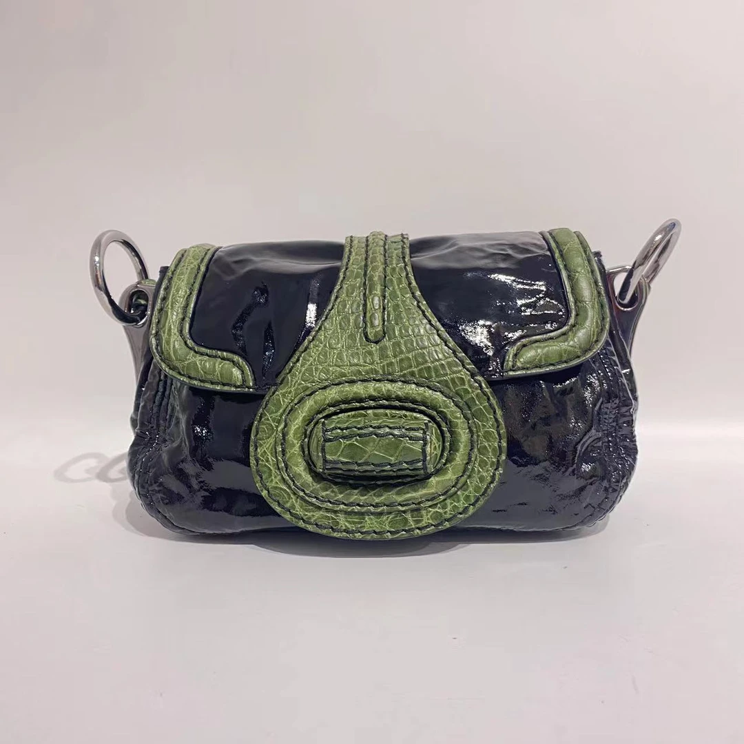 95新 Prada/普拉达 黑色单肩包